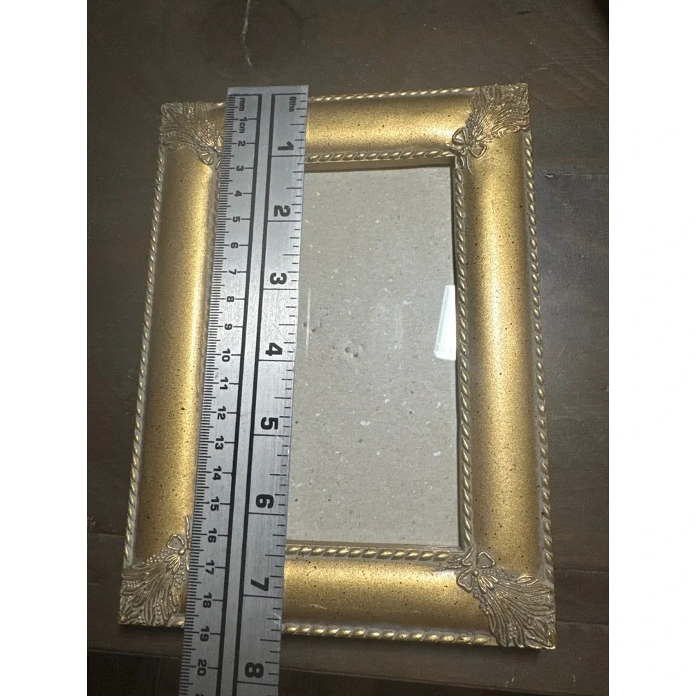 Fetco Vintage Gold Ornate Rope Border Picture Frame 4x6 Tabletop Decor
